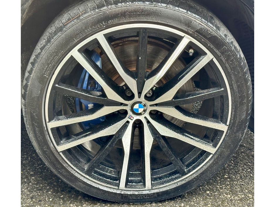 2022 BMW X5