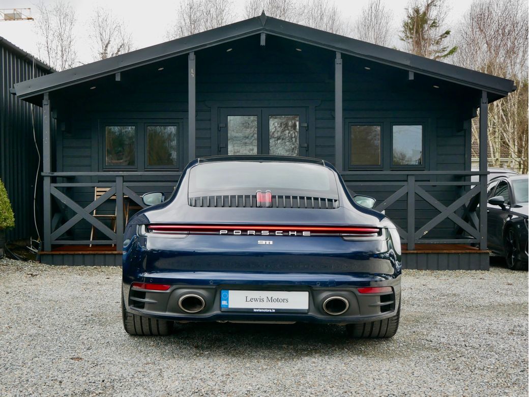 2022 Porsche 911