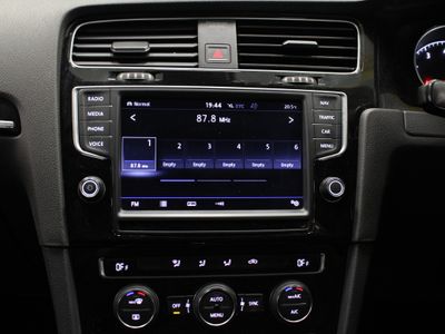 2017 Volkswagen Golf