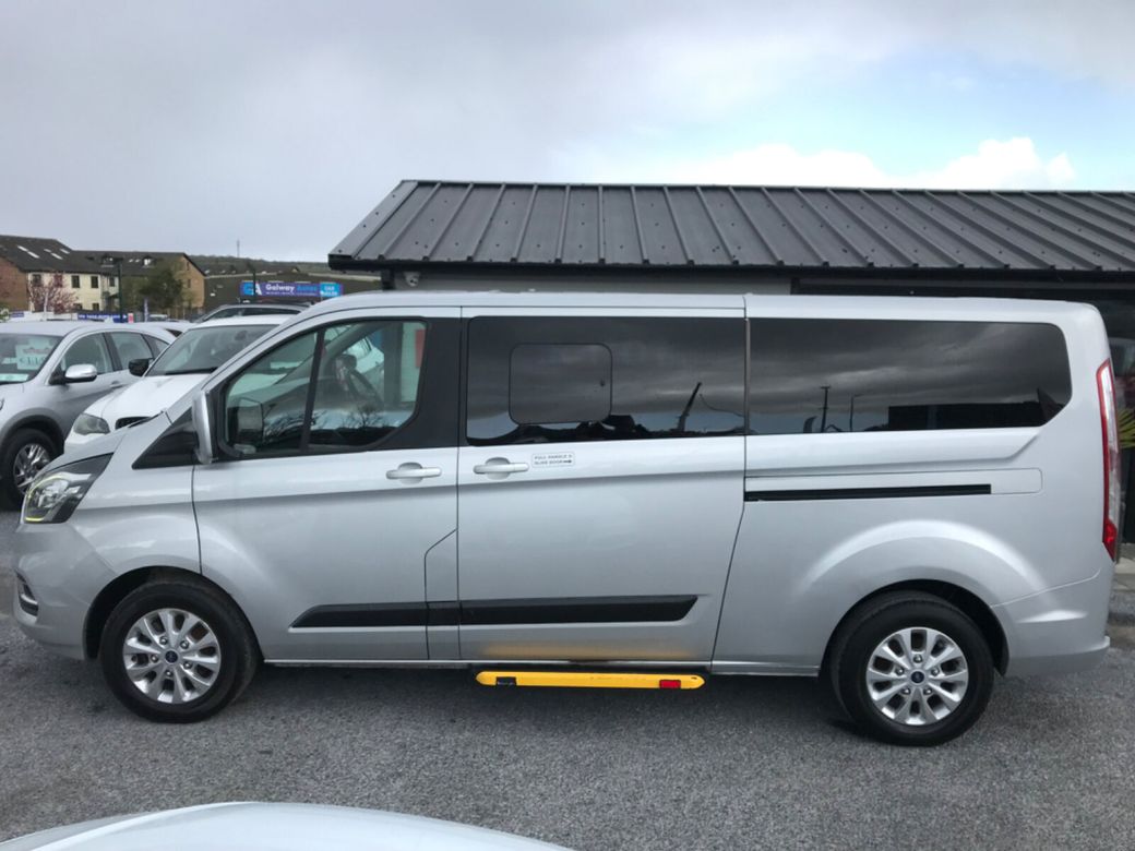 2019 Ford Tourneo