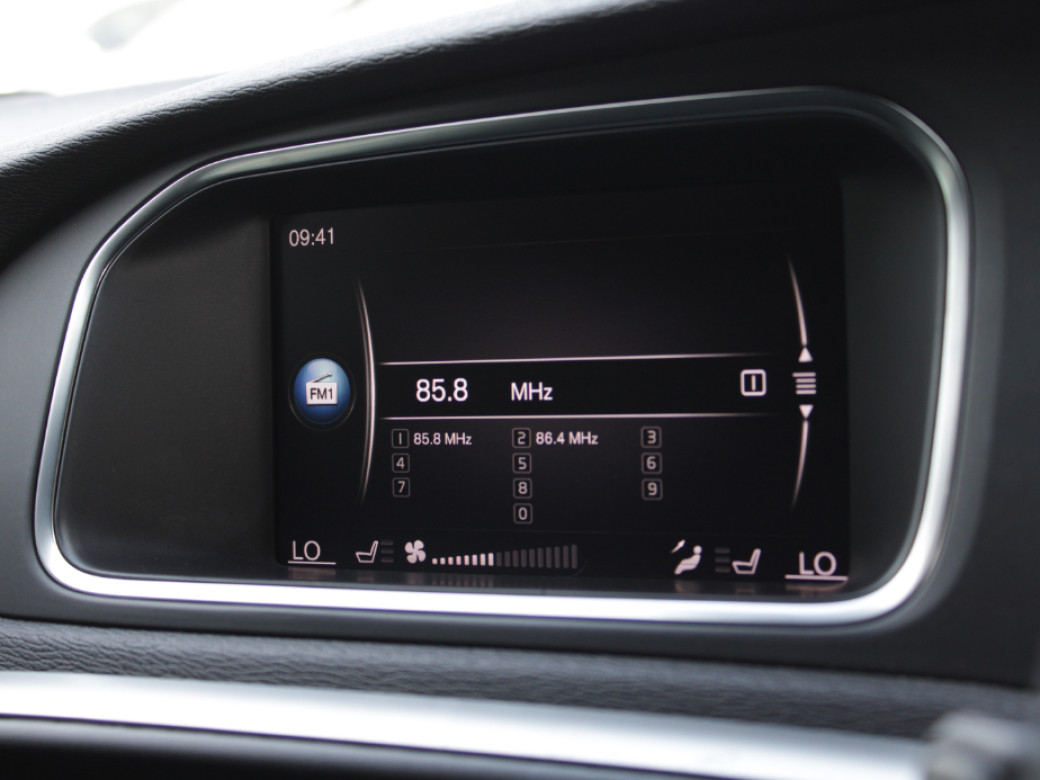 2019 Volvo V40