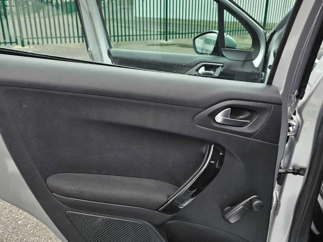2018 Peugeot 208
