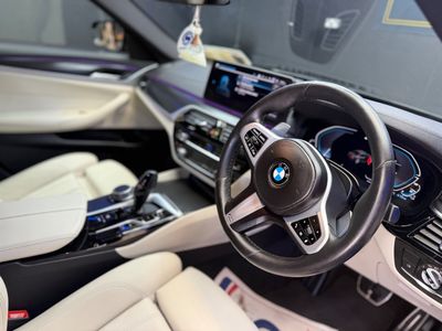 2021 BMW 5 Series