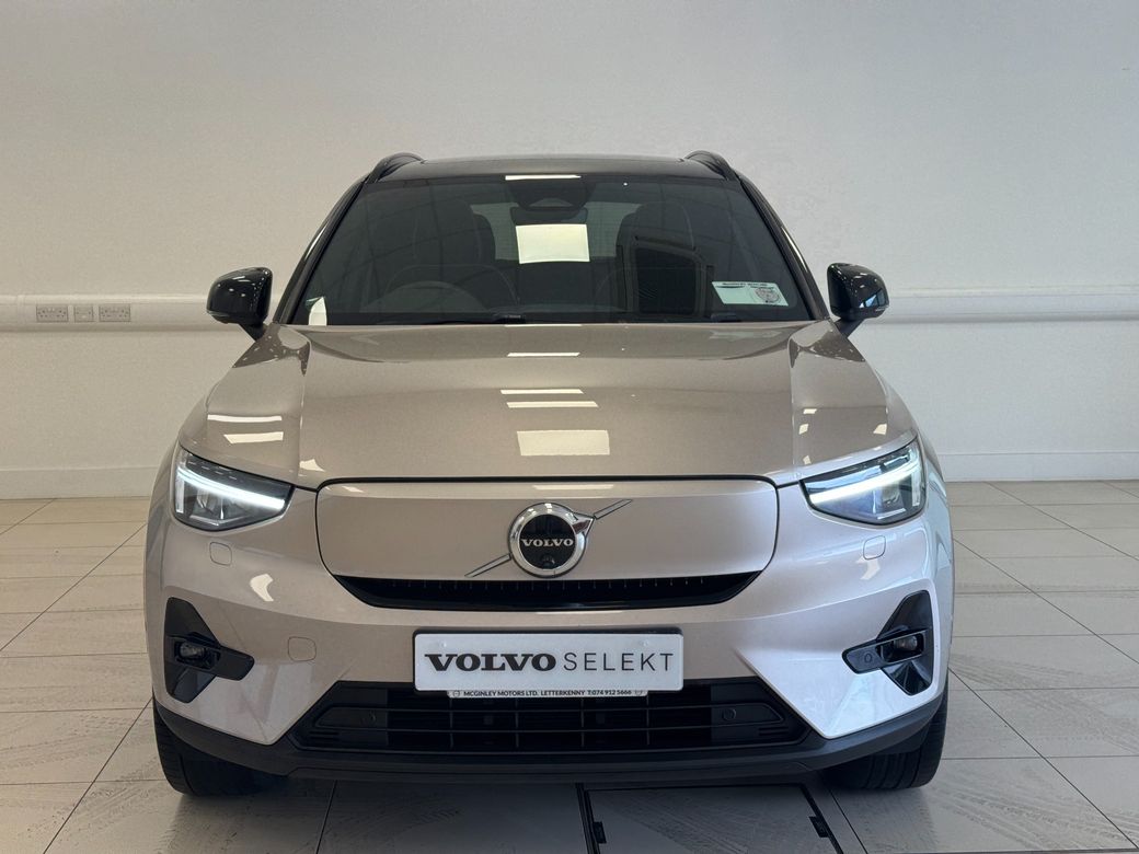 2023 Volvo XC40