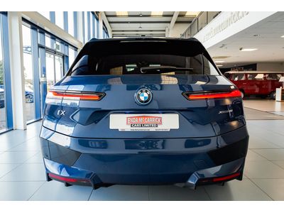 2023 BMW iX