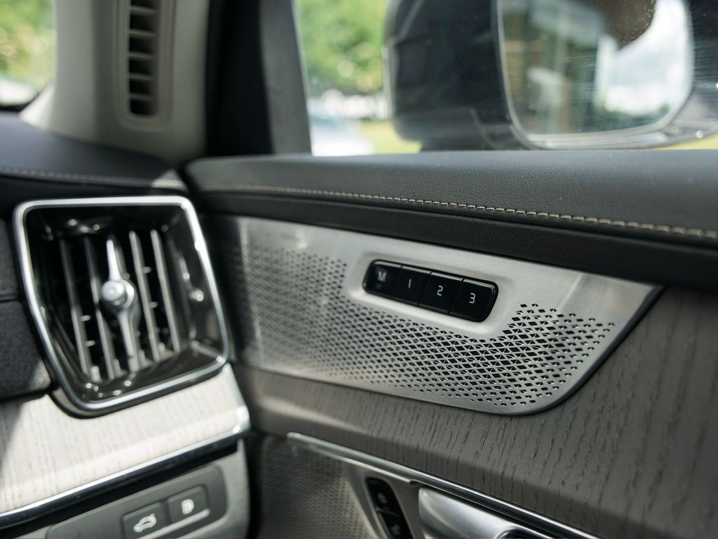 2025 Volvo XC90