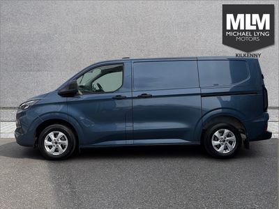 2024 Ford Transit Custom