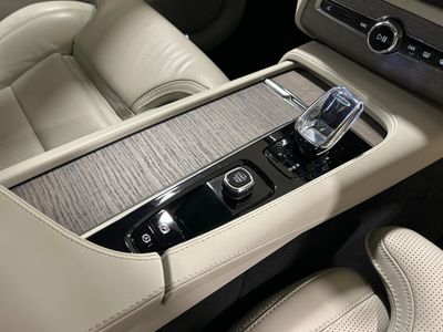 2023 Volvo XC90