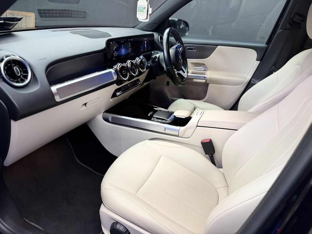 2022 Mercedes-Benz GLB Class
