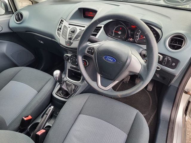 2011 Ford Fiesta