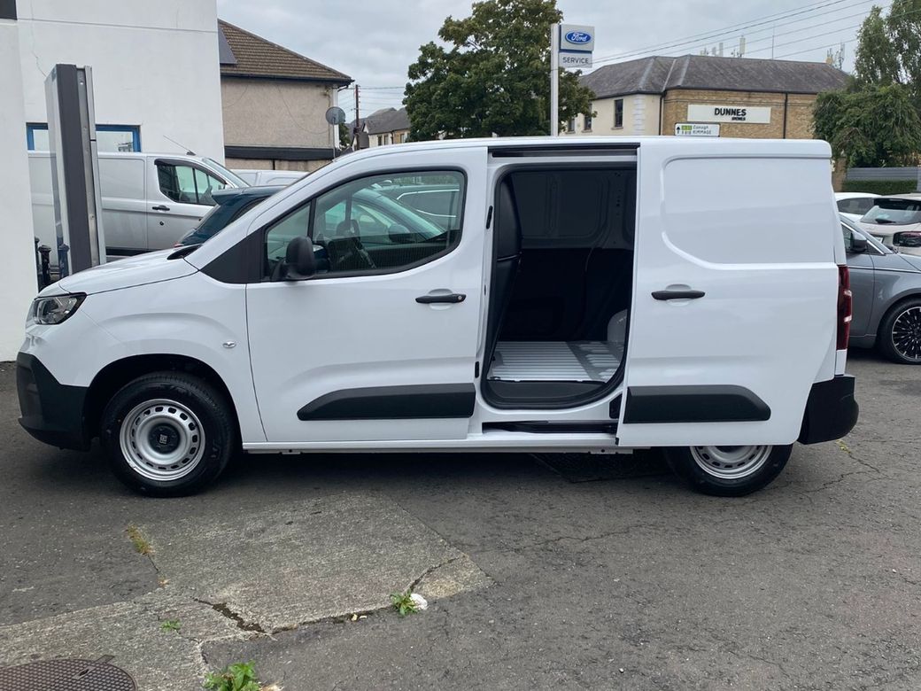 2025 Fiat Doblo