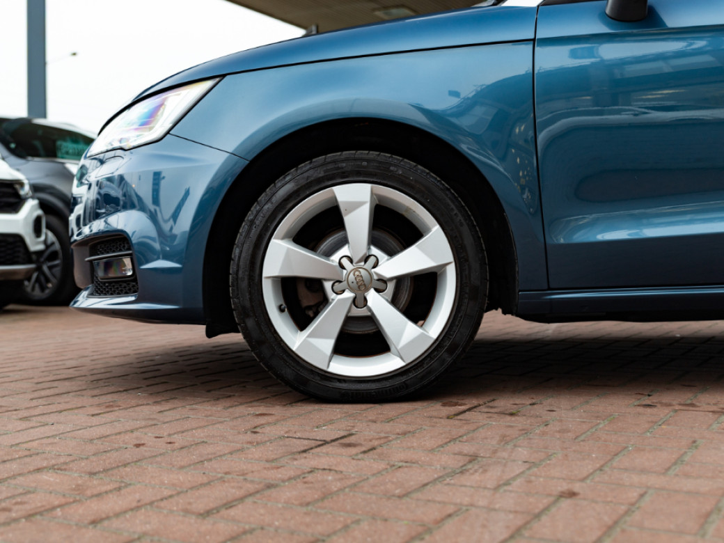 2016 Audi A1