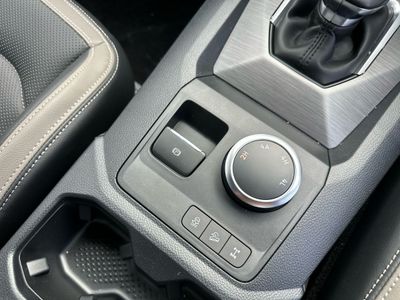 2025 Volkswagen Amarok