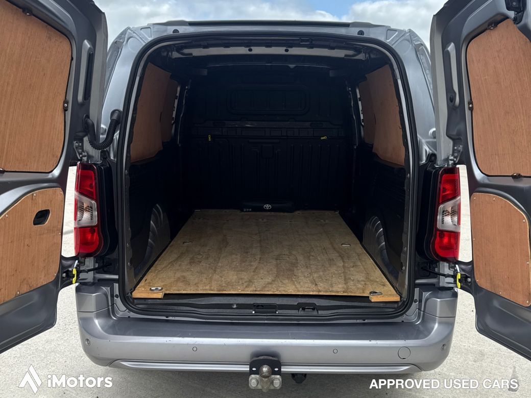 2022 Toyota Proace