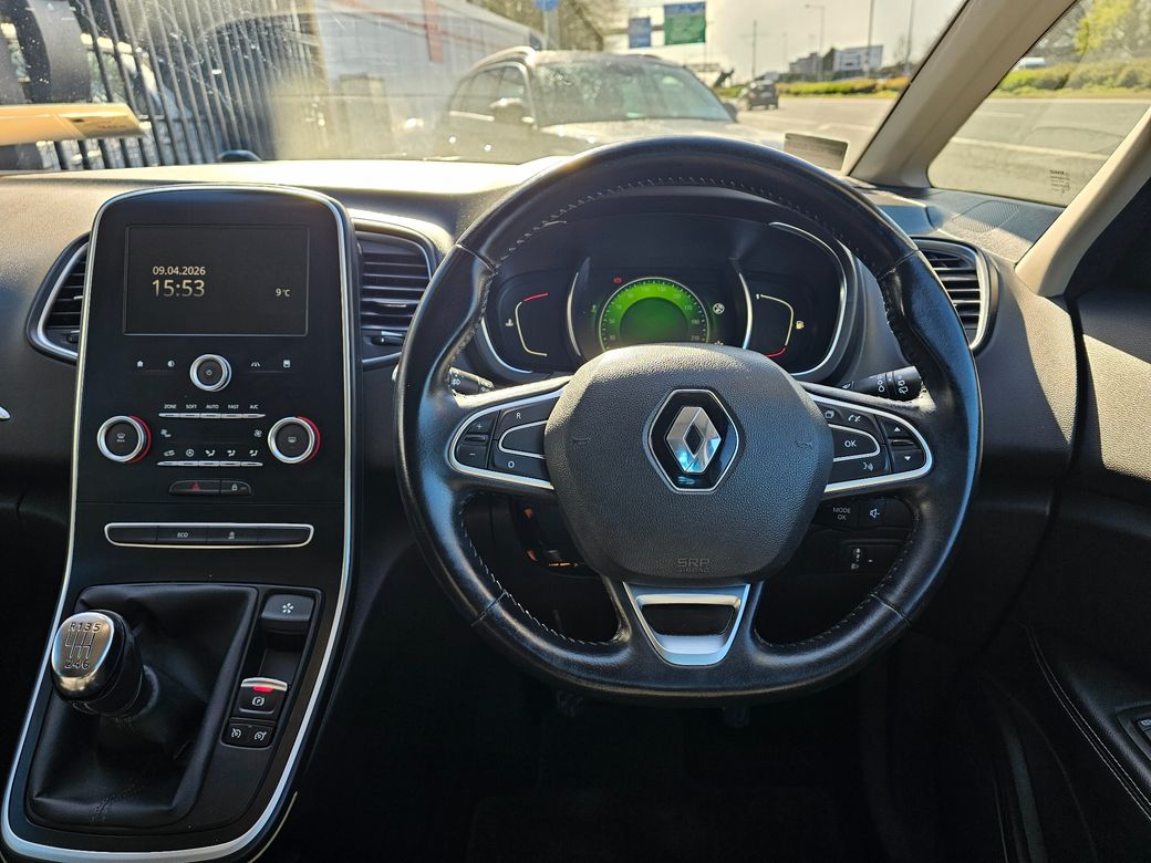 2017 Renault Grand Scenic