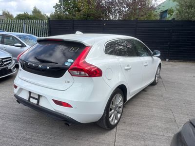2015 Volvo V40