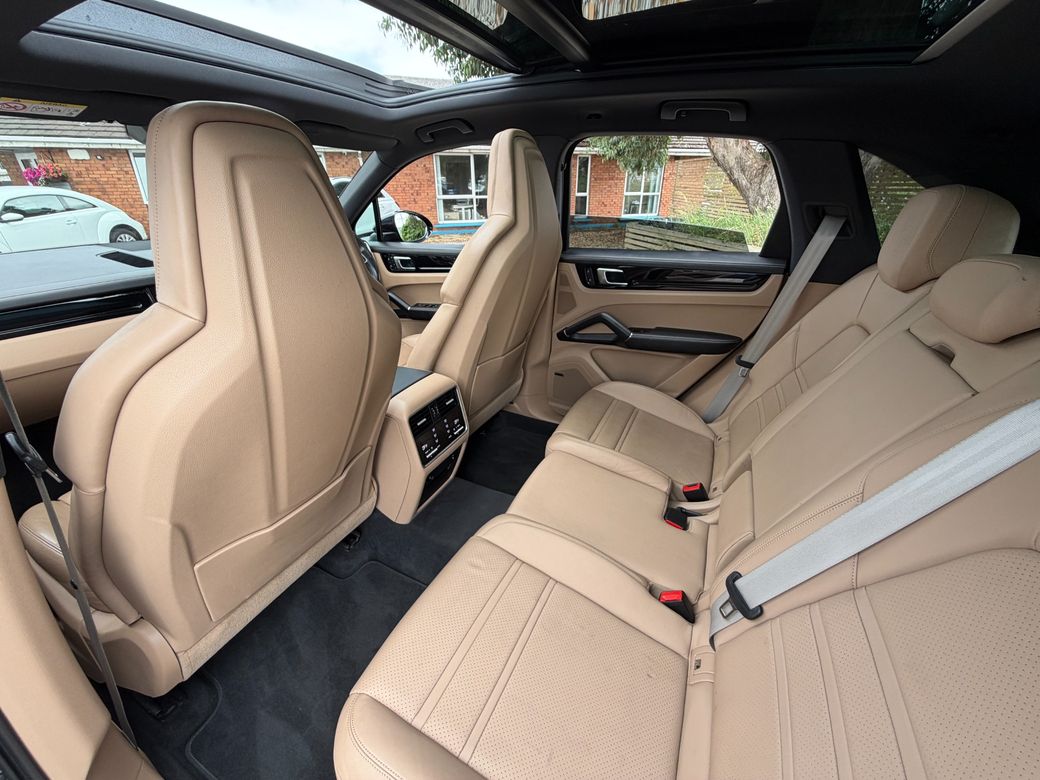 2022 Porsche Cayenne