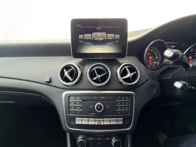 2017 Mercedes-Benz GLA 180