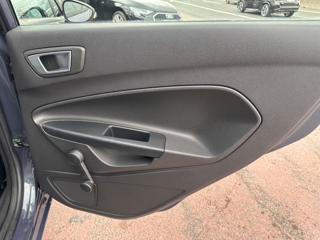 2015 Ford Fiesta