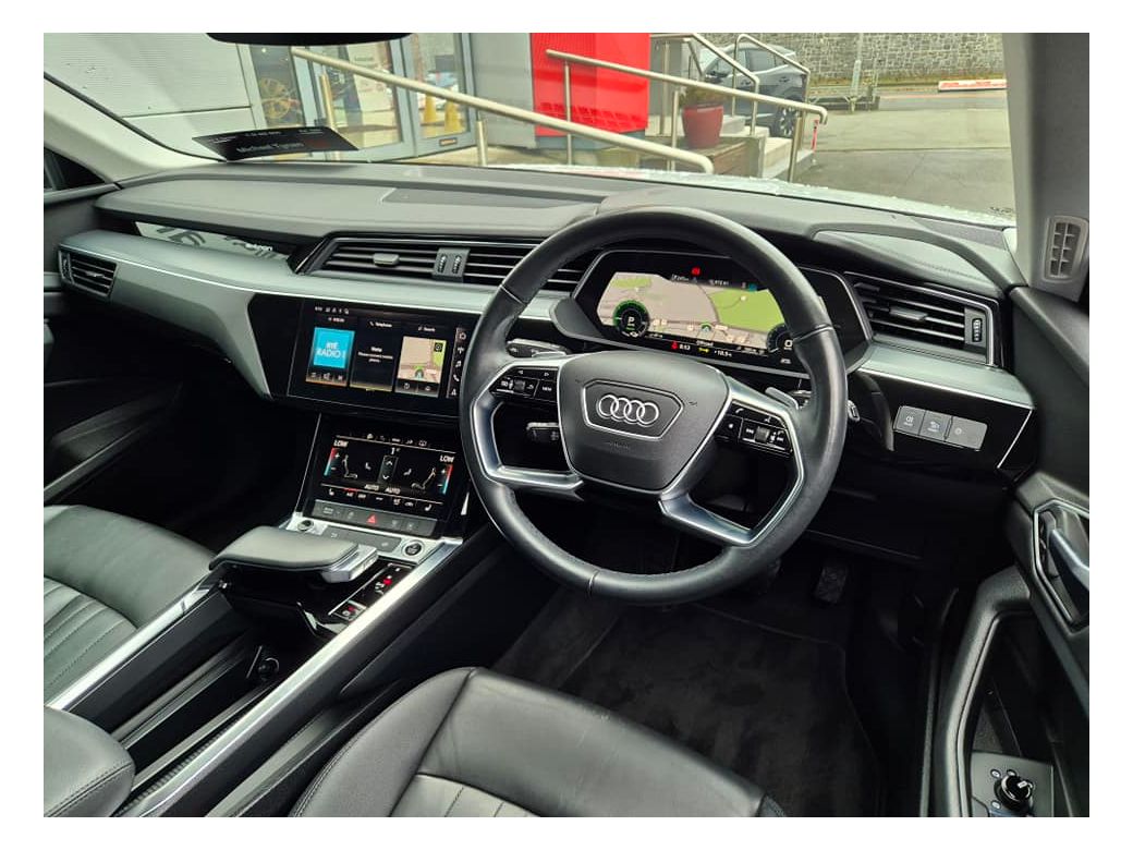 2022 Audi e-tron