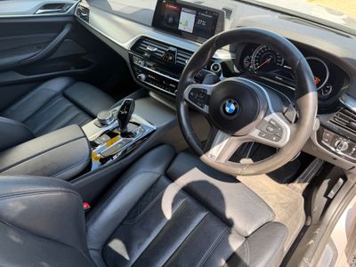 2018 BMW 530