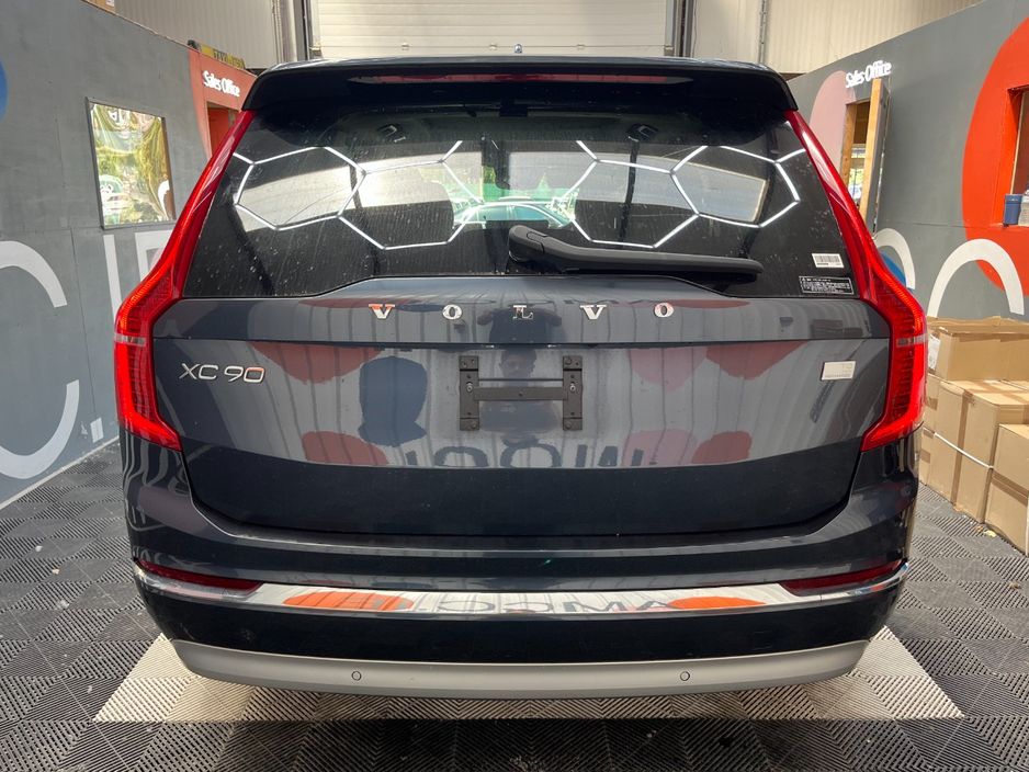 2022 Volvo XC90