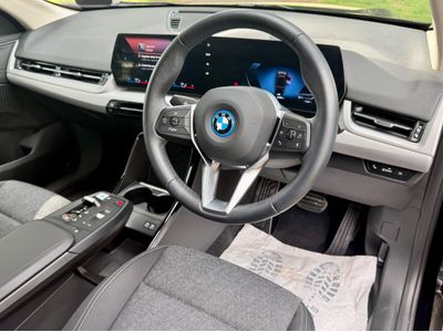 2025 BMW iX1