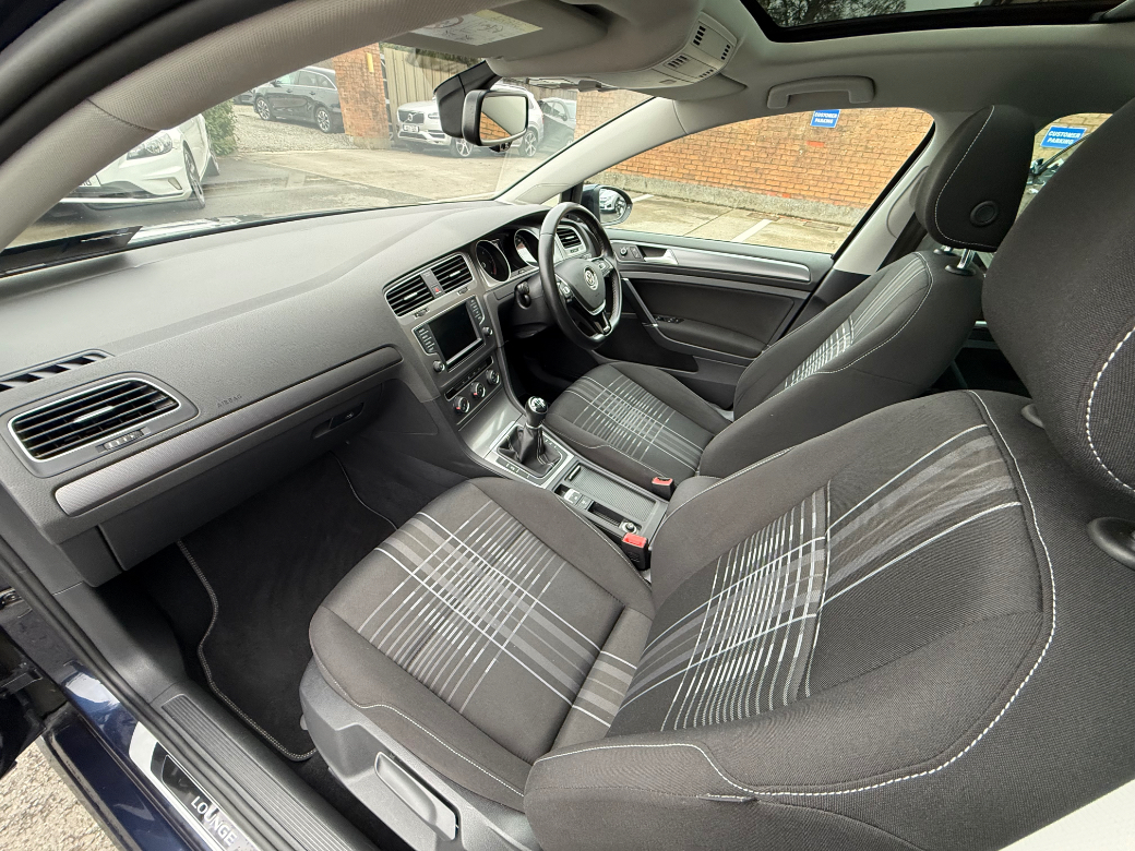 2016 Volkswagen Golf