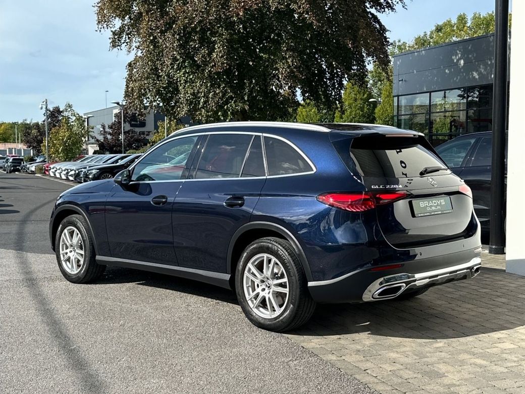 2023 Mercedes-Benz GLC Class