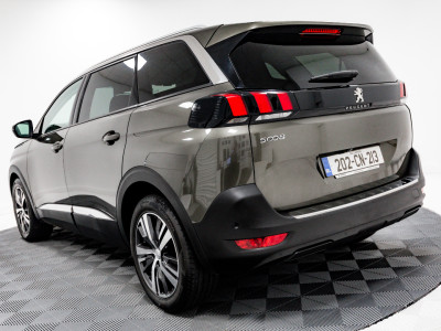 2020 Peugeot 5008