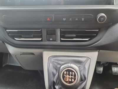 2024 Ford Transit Custom