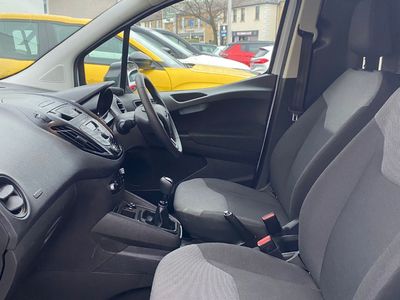 2022 Ford Transit Courier