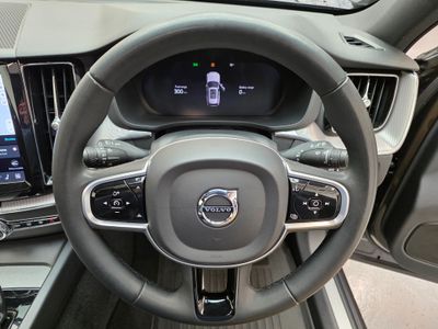 2022 Volvo XC60