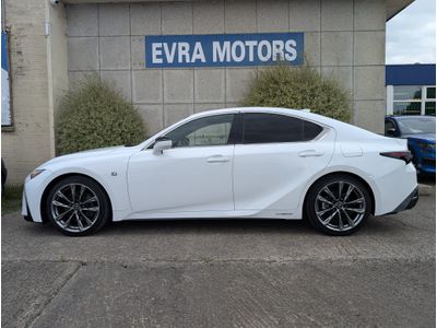 2020 Lexus IS 300h