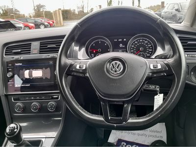 2017 Volkswagen Golf