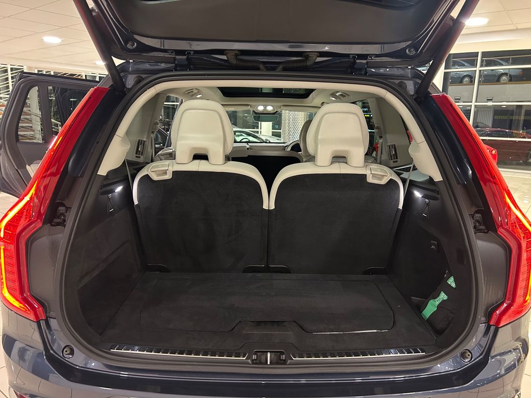 2023 Volvo XC90