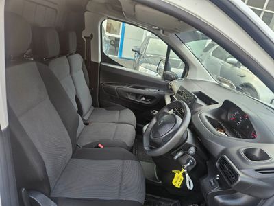 2021 Peugeot Partner