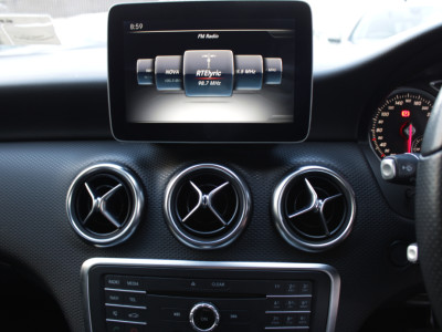 2018 Mercedes-Benz A 180