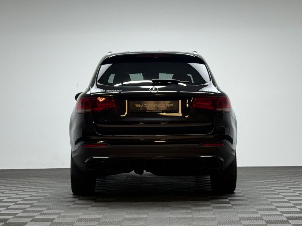 2023 Mercedes-Benz GLC Class