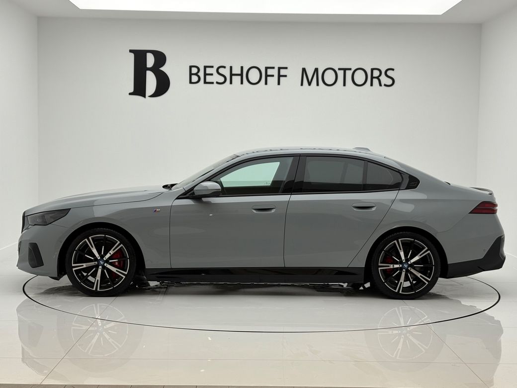 2024 BMW i5
