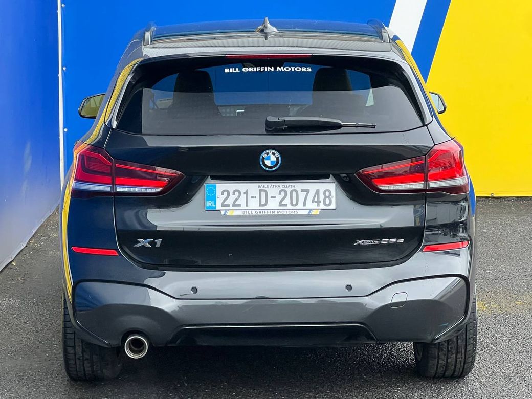 2022 BMW X1