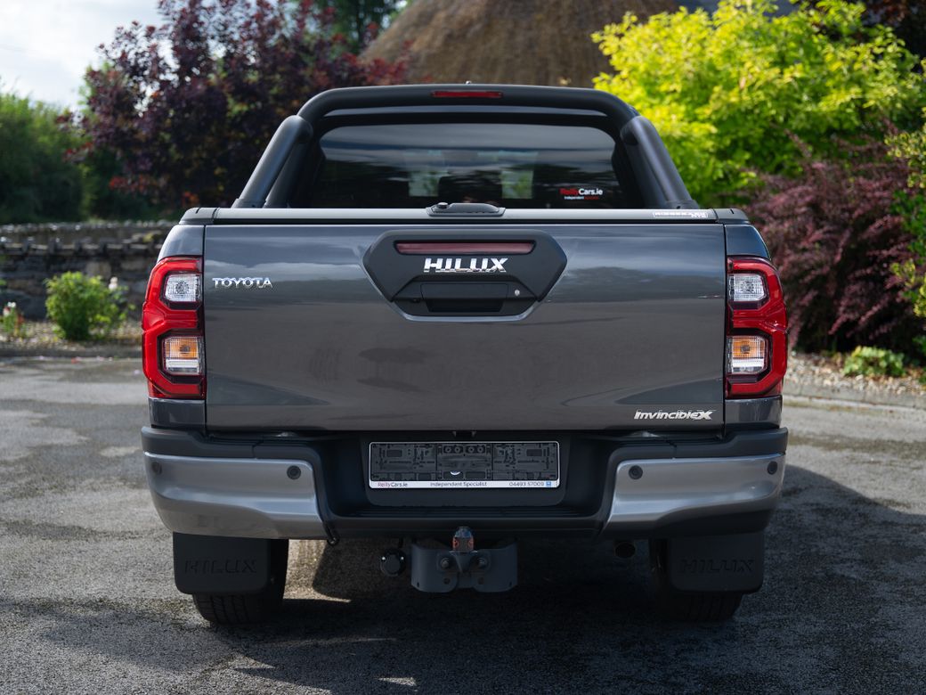 2025 Toyota Hilux