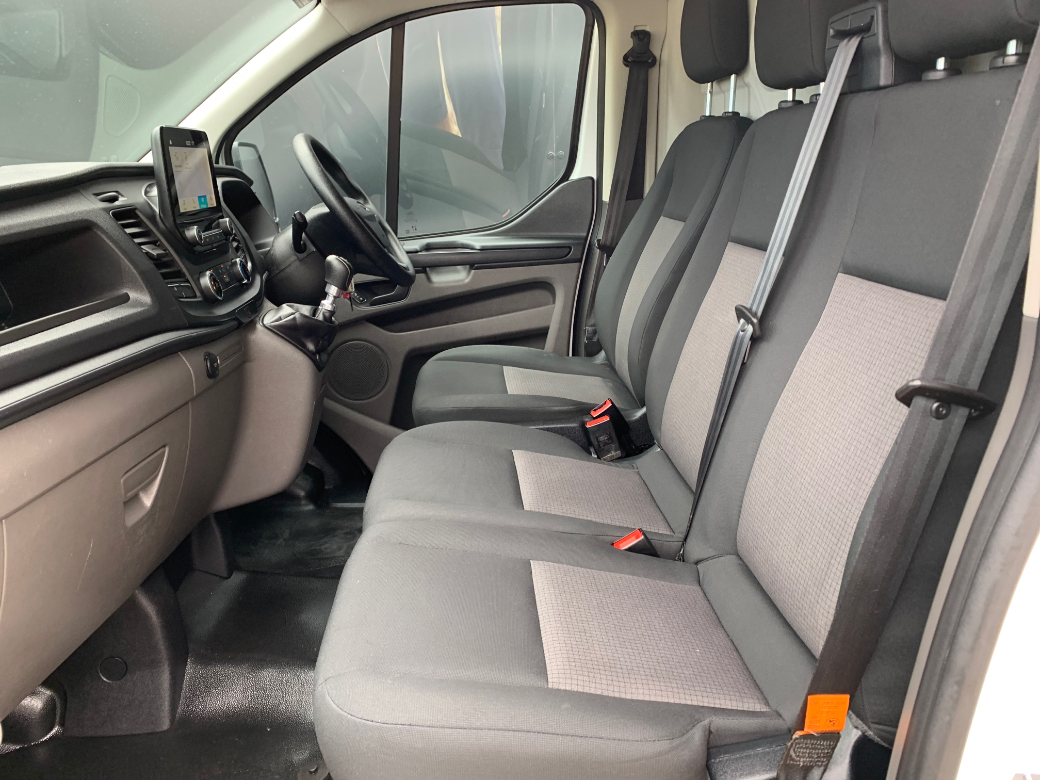 2023 Ford Transit Custom