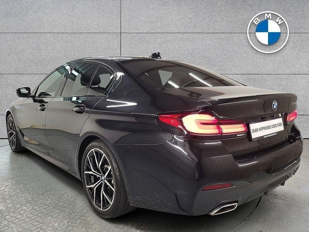2022 BMW 5 Series