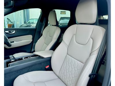 2025 Volvo XC60
