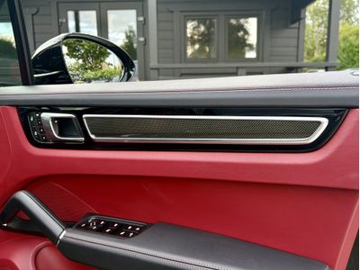 2023 Porsche Cayenne