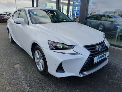 2019 Lexus IS 300h