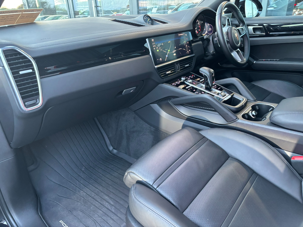 2022 Porsche Cayenne