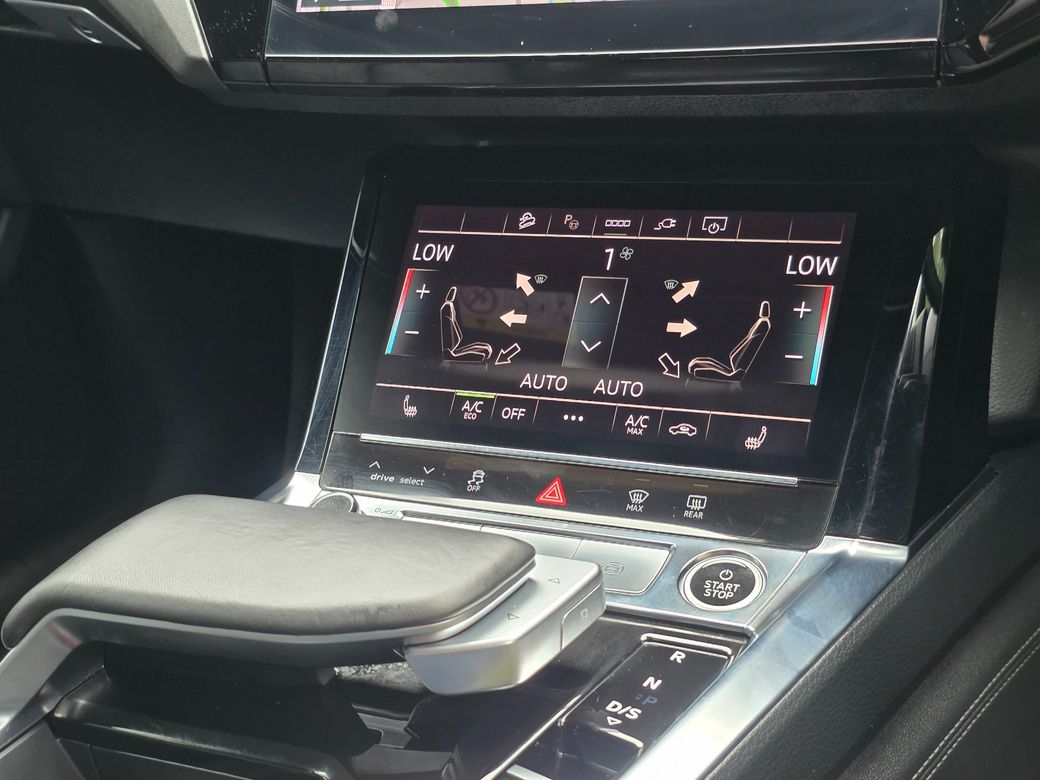 2022 Audi e-tron