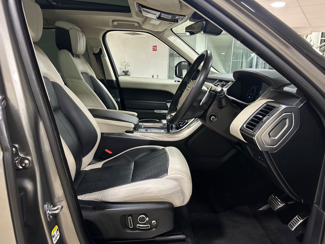 2019 Land Rover Range Rover Sport